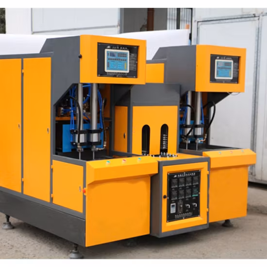 Bottiglia di plastica semi automatica Olio Shampoo Detergente Bevanda gassata Succo Acqua potabile Soffiaggio di bevande Macchina per soffiaggio di stirata per animali domestici Soffiatore